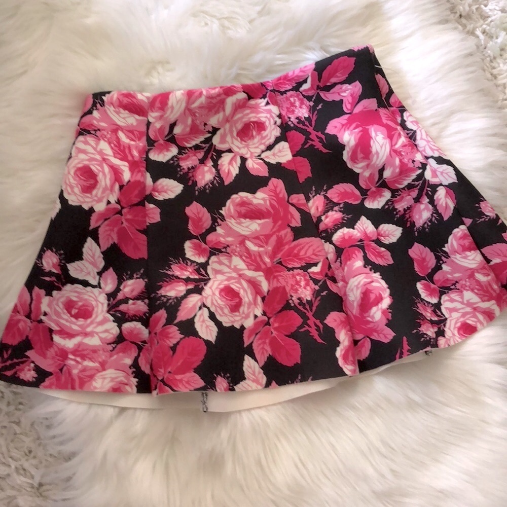 Forever 21 black and pink floral skirt